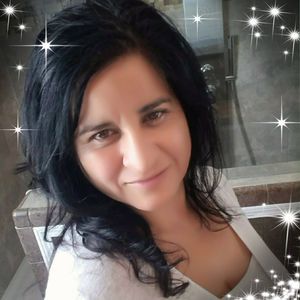 Meet your Posher, Claudia